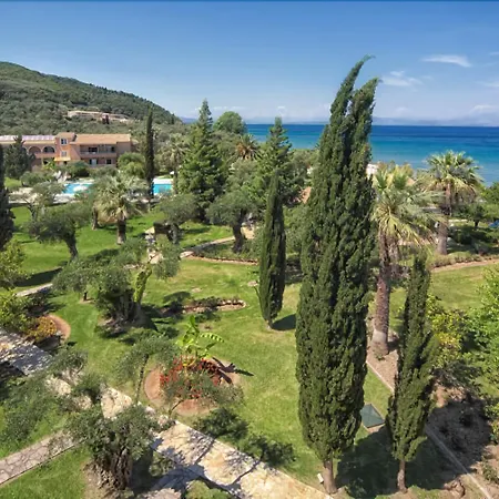 Ξενοδοχείο δελφίνια 4*