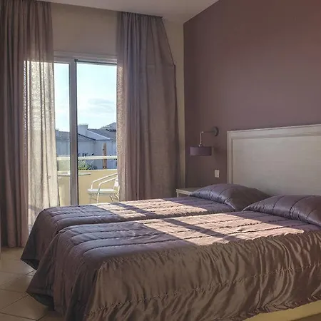 Delfinia 4* 모라이티카