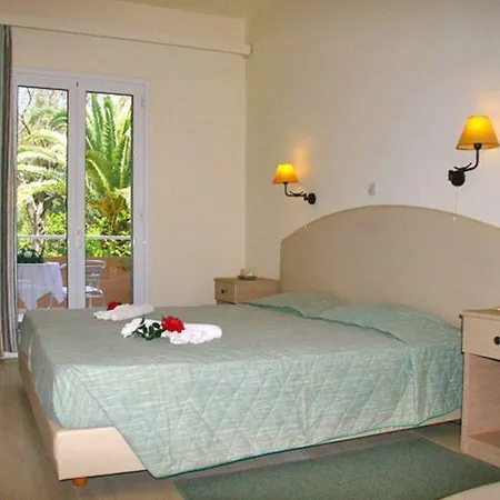 Delfinia 호텔 4*