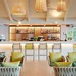 Hotel Delfinia
