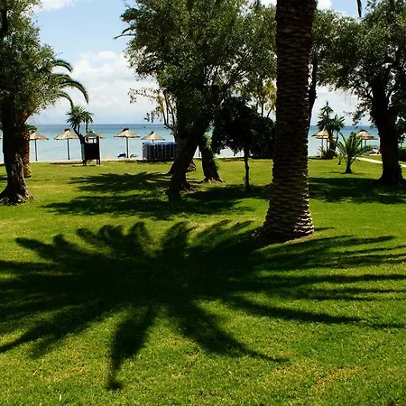 Delfinia Hotel