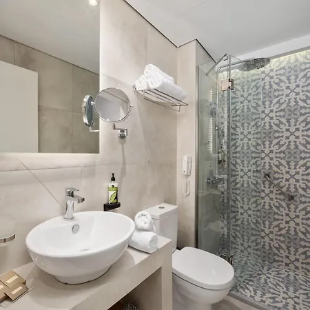 Hotel Delfinia