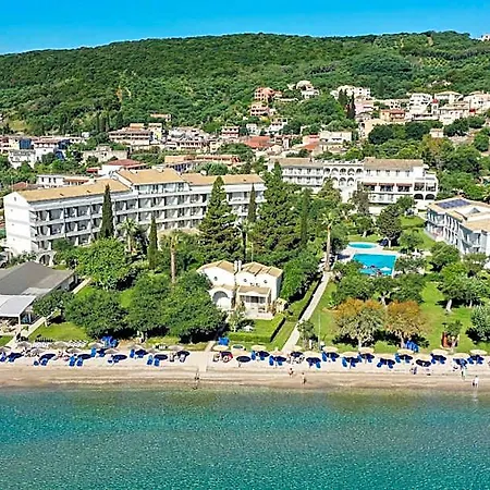 Delfinia 4*