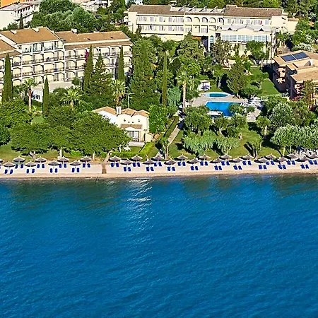 Delfinia 4*