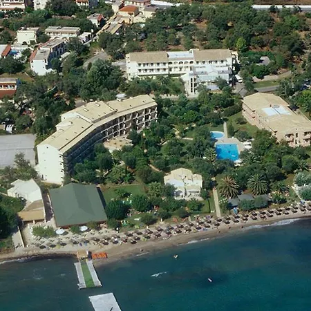 فندق Delfinia 4*