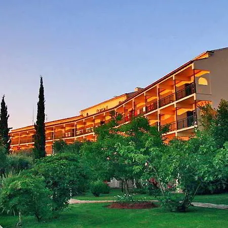 Delfinia Hotel Moraitika