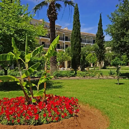 فندق Delfinia