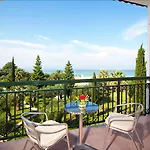 Hotell Delfinia 4*