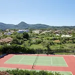 Hotell Delfinia 4*