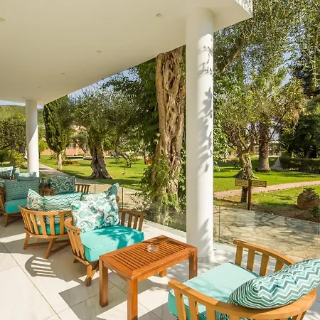 Delfinia 4* Мораитика